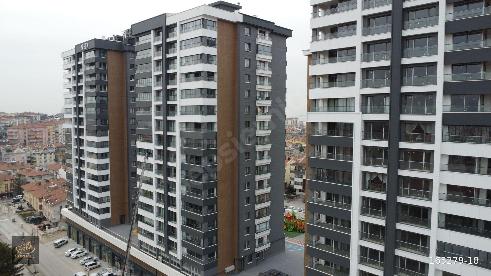 ÇİÇEKLİ MAHALLESİ'NDE SATILIK 4+1 DAİRE