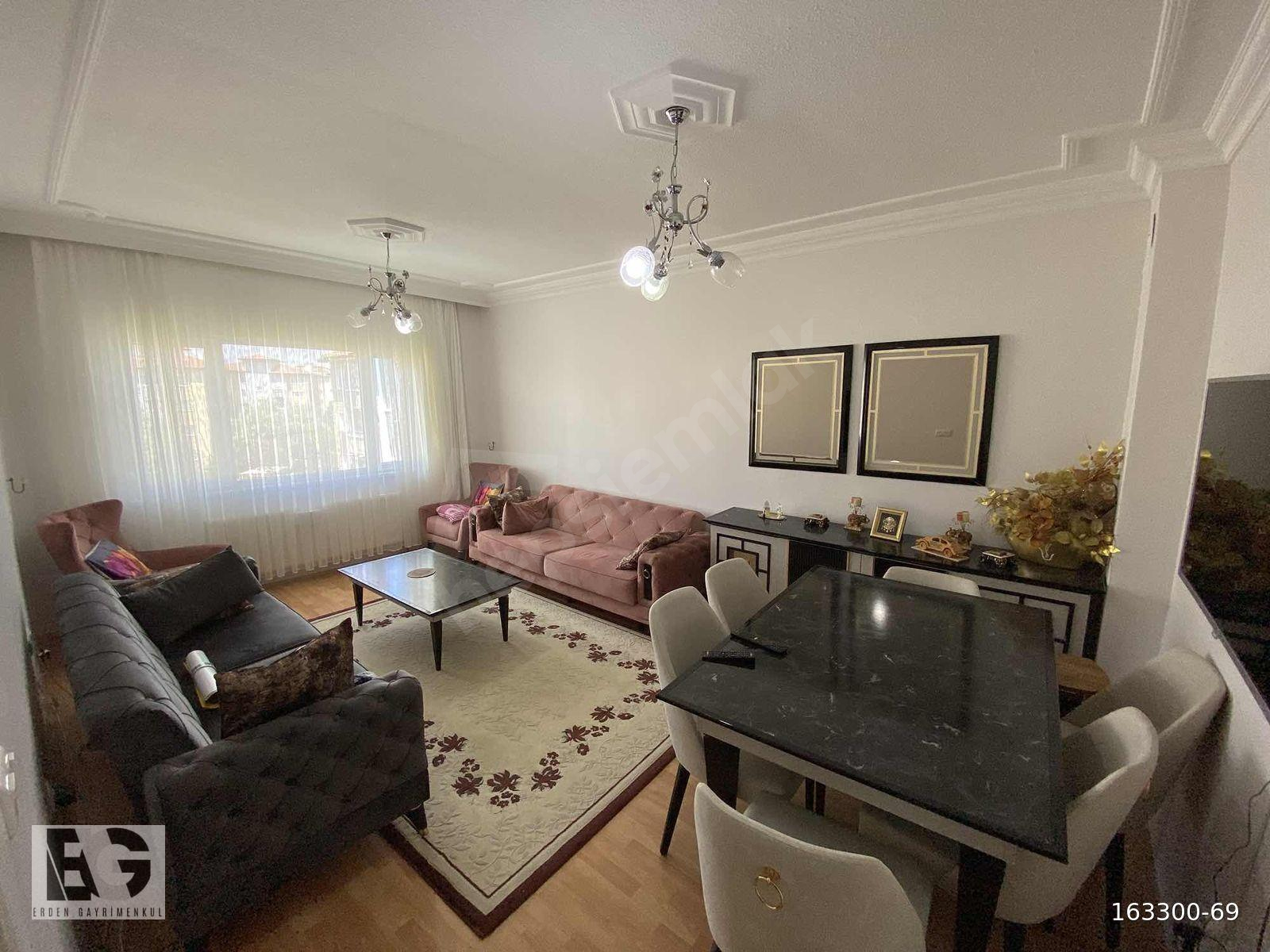 ERDEN GAYRİMENKULDEN YAŞAMKENTTE YENİLENMİŞ 2+1 DAİRE