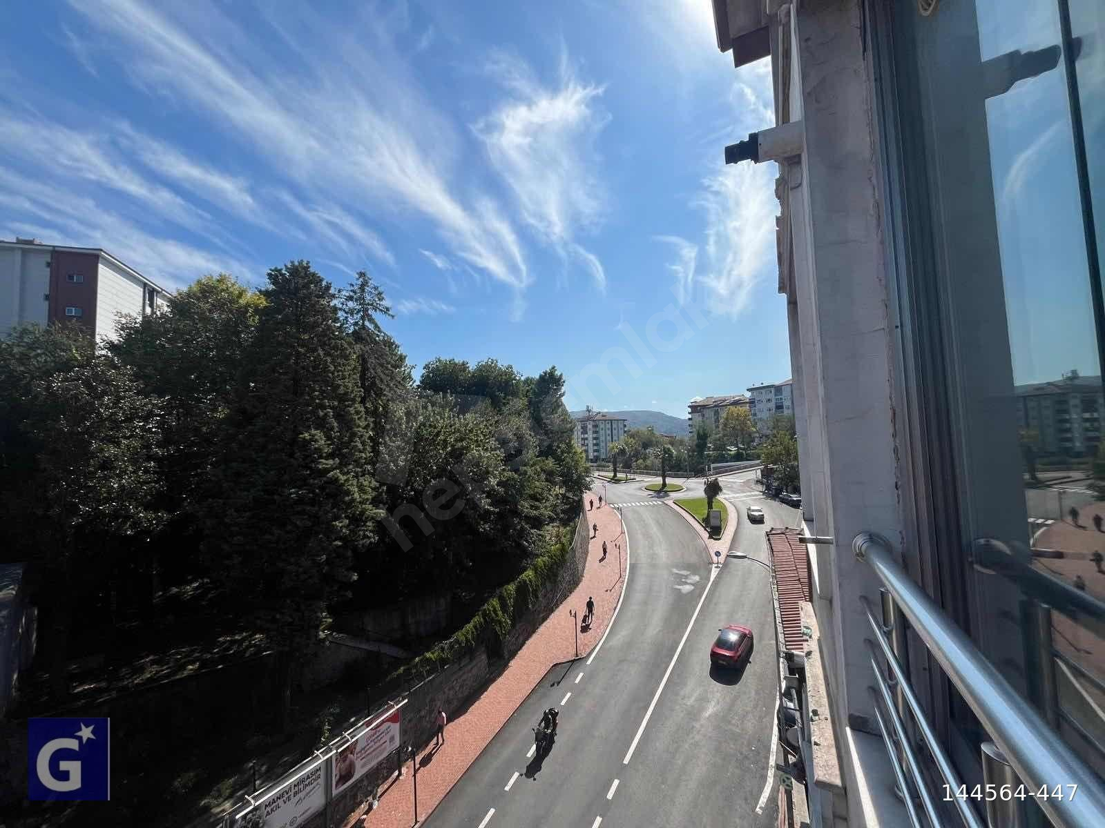 ÖNER GÜNERİ'DEN MERKEZİ KONUMDA EŞYALI KİRALIK 2+1 DAİRE