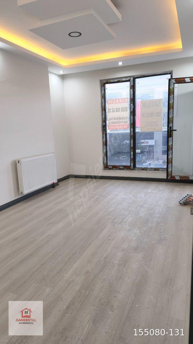VANYOLUNDA SATILIK KAPALI MUTFAKLI 1+1 OFİSLER