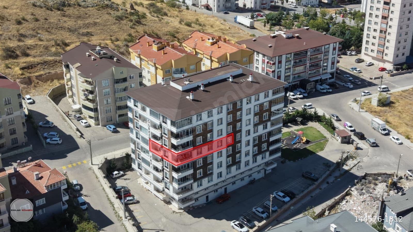 *EMLAK KOMBİN*15 TM.MAH.MÜKEMMEL KONUMDA LÜKS 4+1 KİRALIK DAİRE