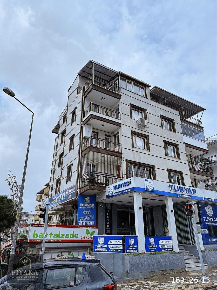 Cadde Üzeri Mükemmel Lokasyon 3+1