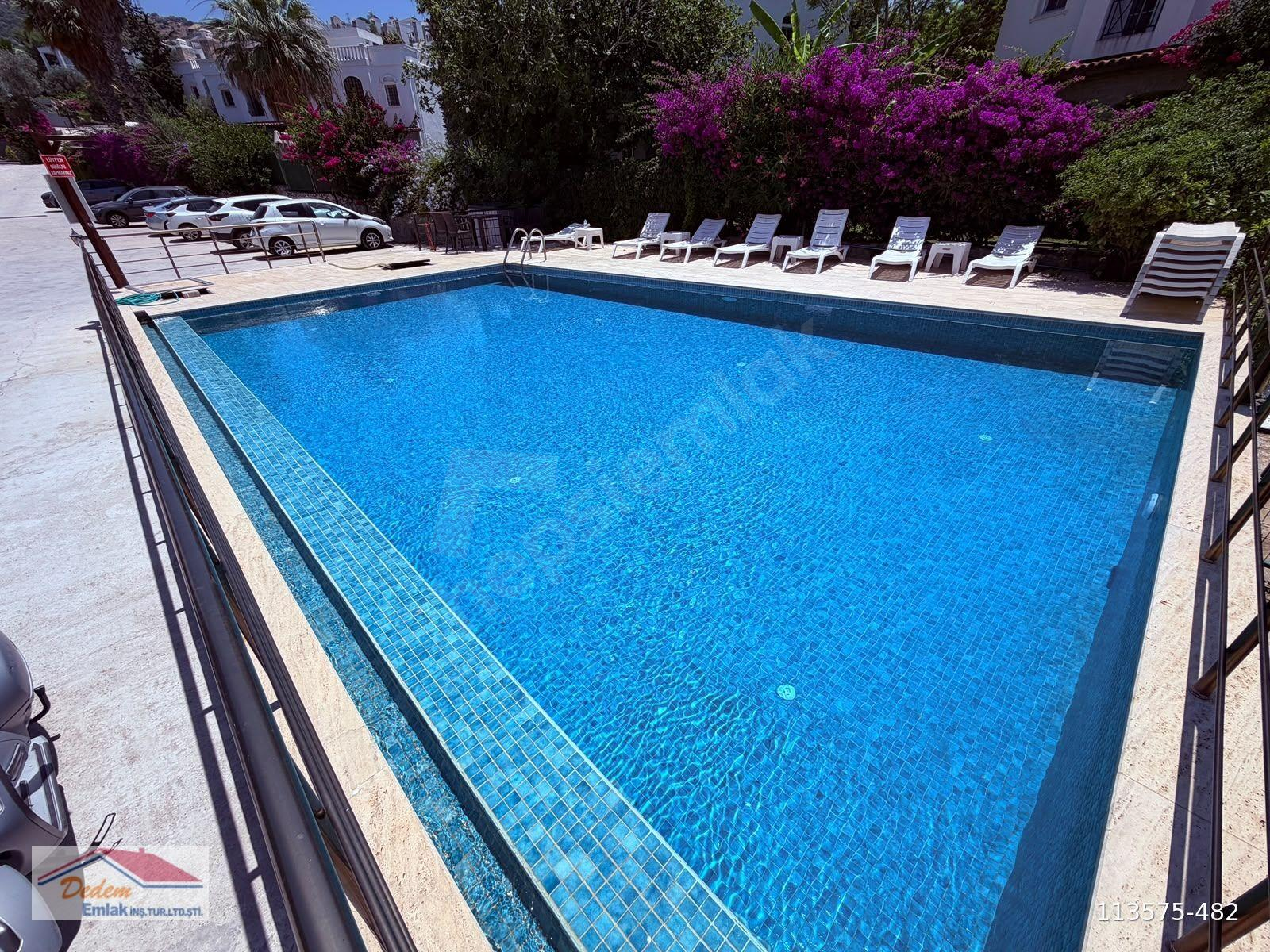 Bodrum Küçükbük Site İçerisinde 2+1 Üst Kat Kiralık Daire