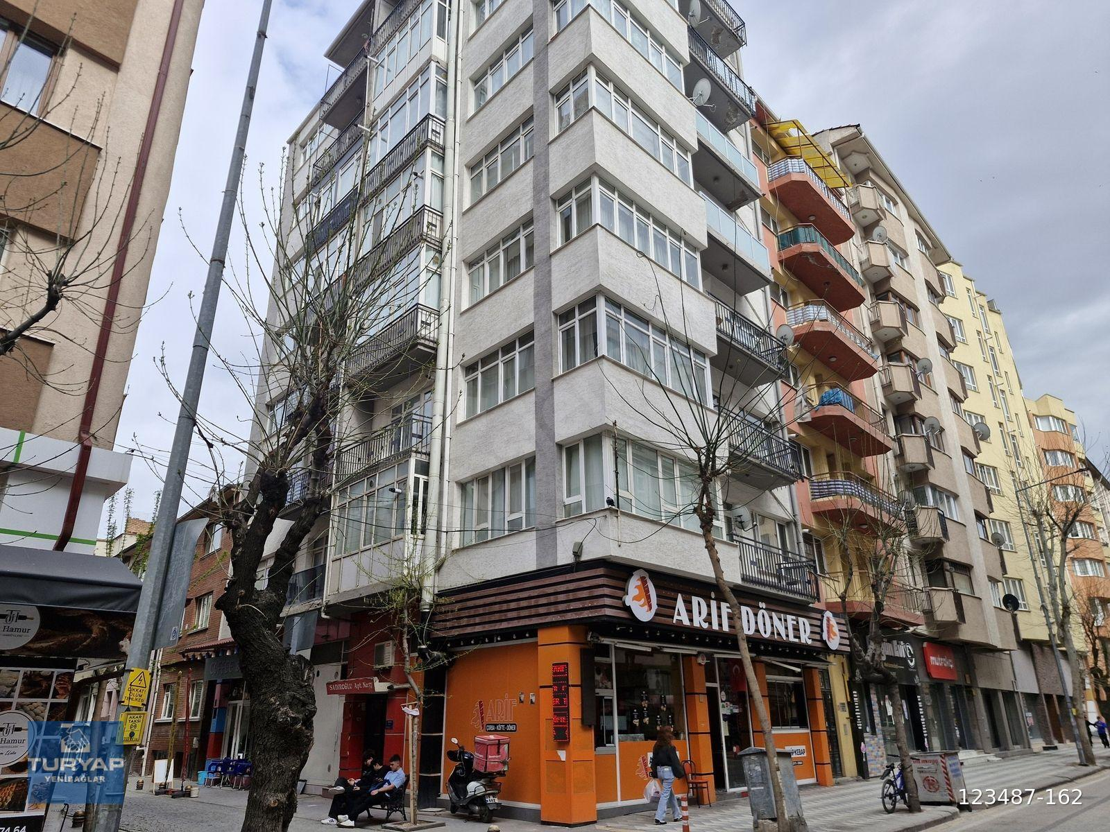 TURYAP'TAN ATATÜRK CD. ÜZERİ FULL YAPILI GENİŞ SATILIK 2+1 DAİRE
