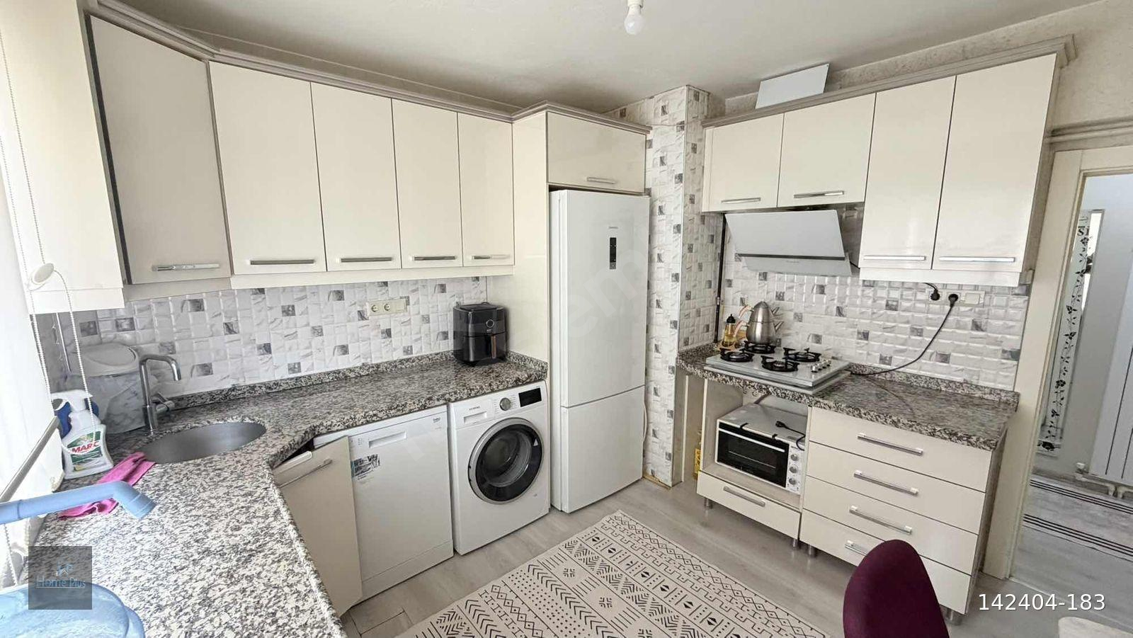 HOME PLUSTAN HÜSEYİN GAZİ GÖBEK MANZARLI 3+1 YAPILI İSKANLI