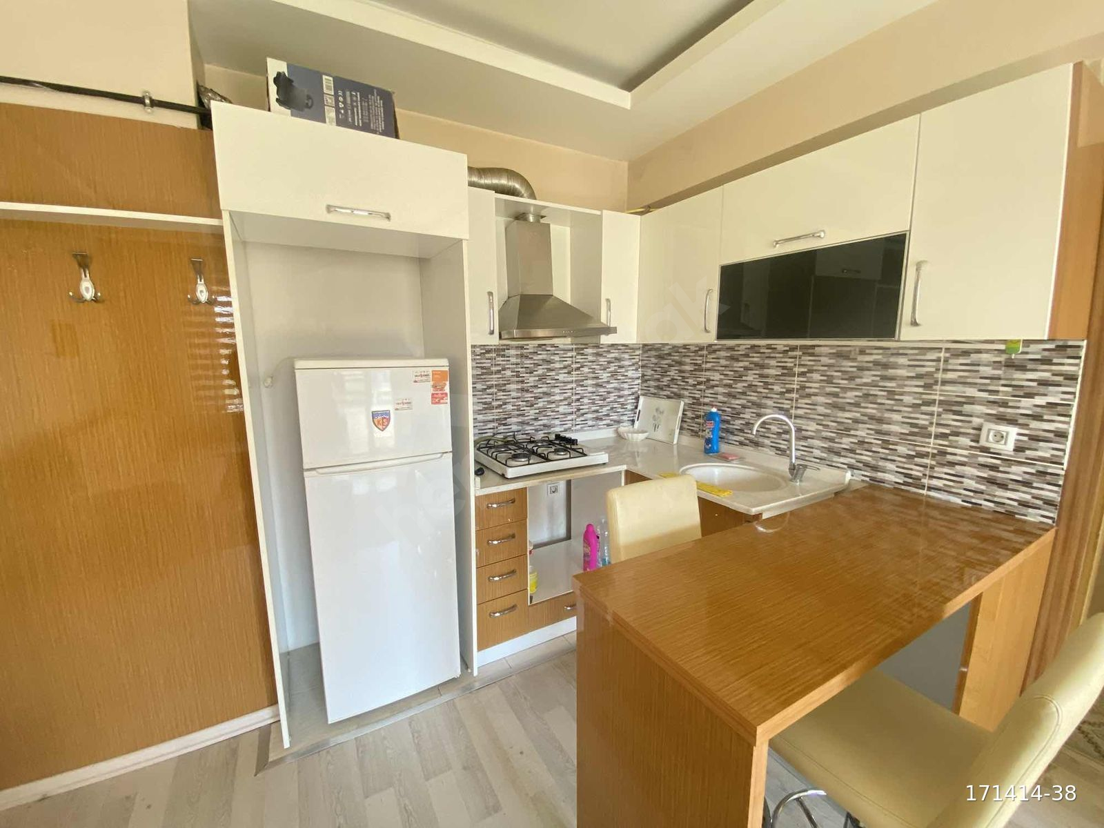 YENİDOĞAN DA FULL EŞYALI TEMİZ 1+1 LOKASYONLU DAİRE