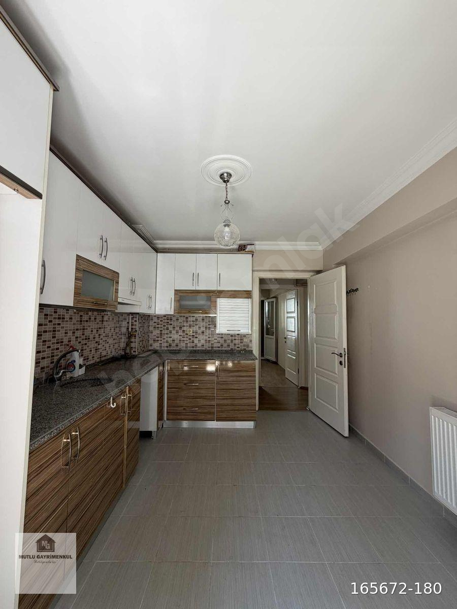 Ulucami Mh. Gaziokulu Mevkii 2+1 115m² Kiralık Arakat Daire