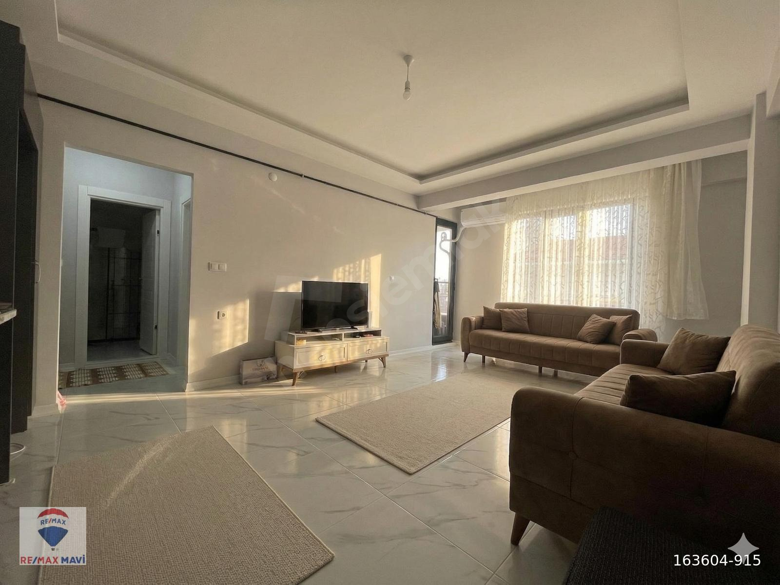 REMAX MAVİ ZÜBEYDE ÖZDEMİR'DEN ARİFİYE'DE SATILIK 1+1 DAİRE