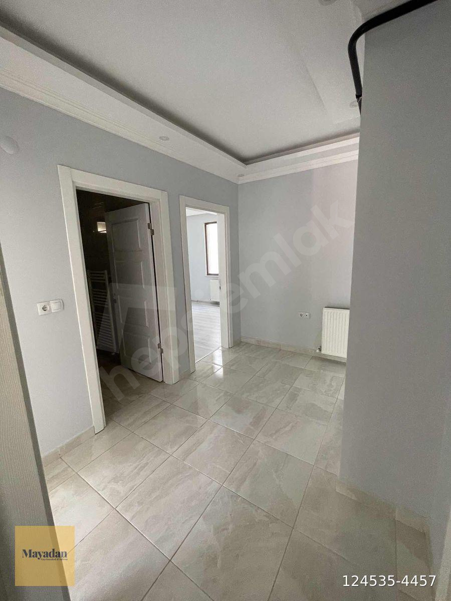 MAYADAN İSTASYONDA FIRSAT 2+1 KULLANIŞLI DAİRE