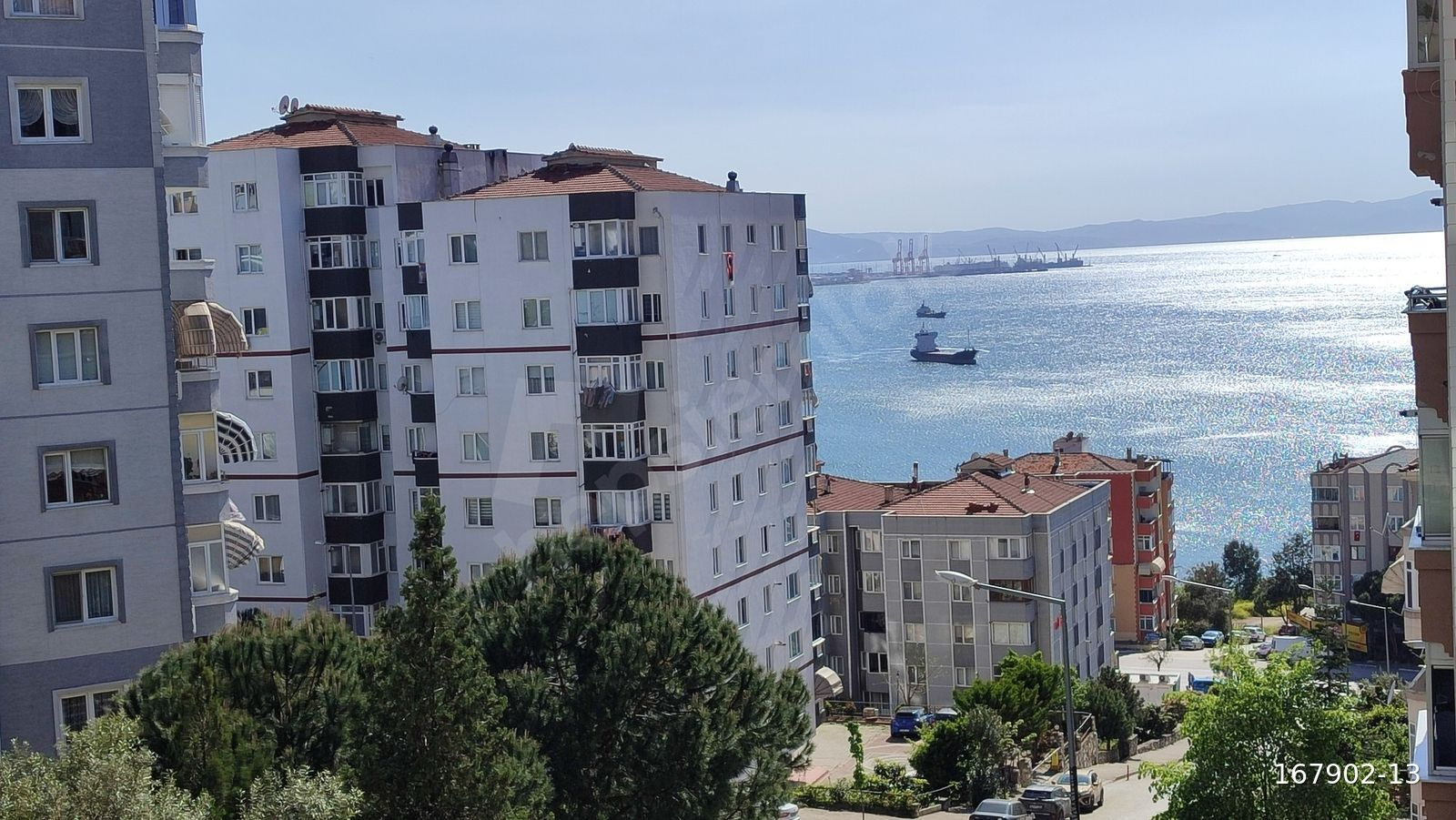 DOĞANTEKİN'DEN MANASTIR'DA 3 CEPHE 2. KAT 3+1 SATILIK DAİRE