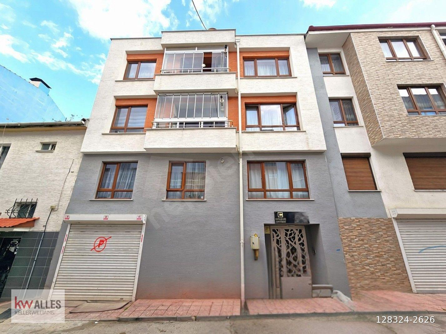 KW ALLES'TEN EMEK İSTANBULLU SOKAK'TA; YENİ NESİL, KATTA TEK, ÇİFT CEPHE, SATILIK 3+1 DAİRE