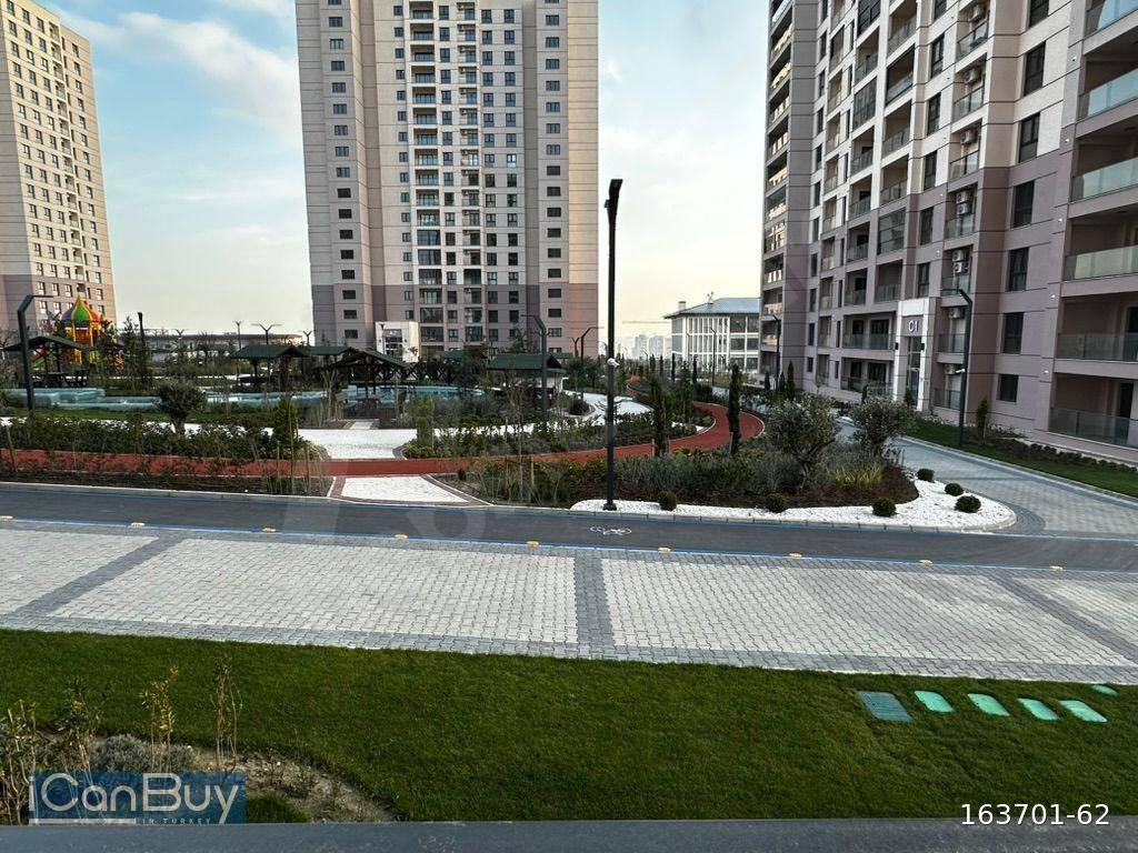 Bizimevler 11 4+1 229m² Göl Manzaralı Zemin Kat Kiralık