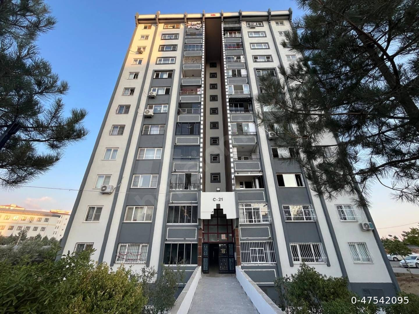 Sahibinden Karataş Tokilerde Temiz ve Boş Göbek Daire