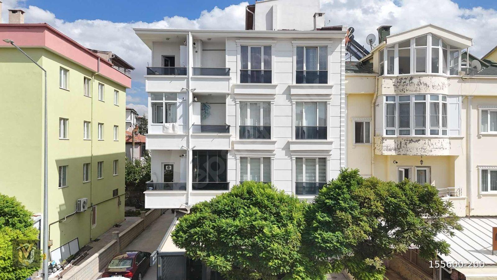 VERA'dan 2000 EVLER MH. CAFELER BÖLGESİNDE EŞYALI 2+0 DAİRE