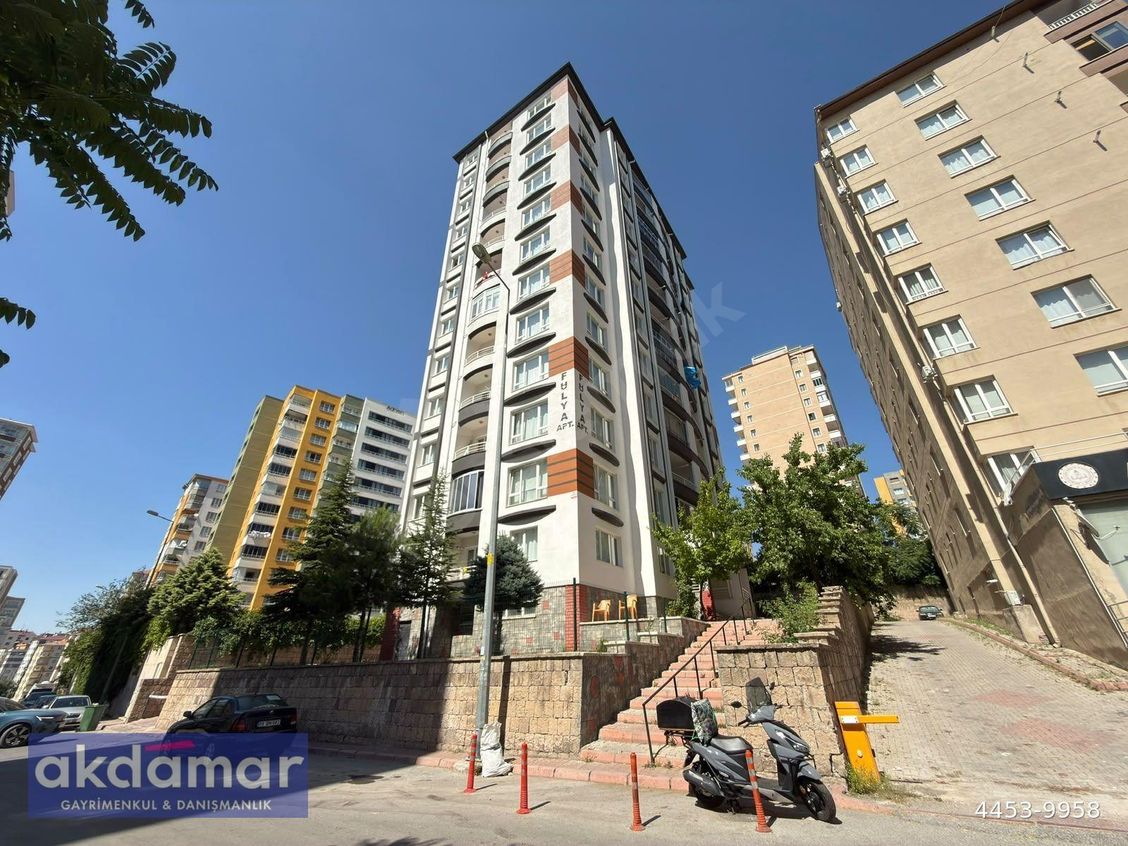 AKDAMAR - Mevlana Mah Eşyalı Kiralık 3+1 Kombili Daire!