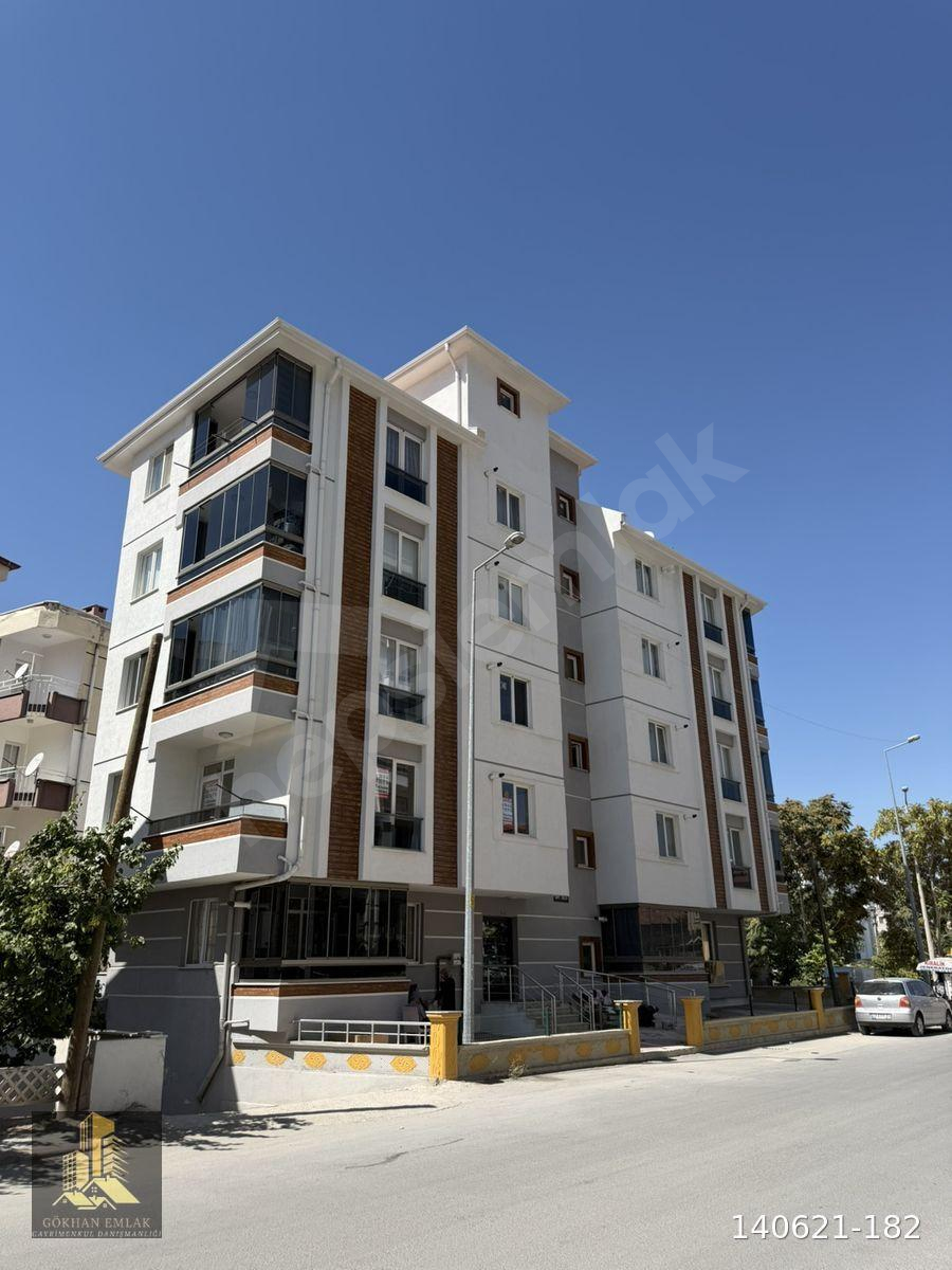 MERKEZİ KONUMDA SATILIK 2+1 DAİRE