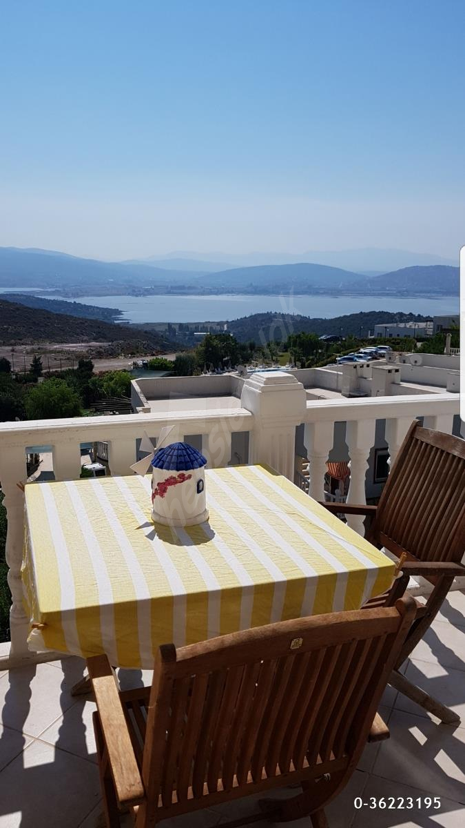 BODRUM ADABÜKÜ 'NDE SEZONLUK , YILLIK KİRALIK EŞYALI HAVUZ PLAJ VE MANZARALI 2+1 DAİRE