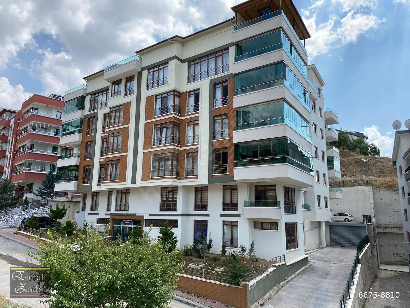 EMLAKZADE DEN 4+1 OSMAN TAN CADDESİNDE ORMAN MANZARALI ACİL SATILIK DUBLEKS