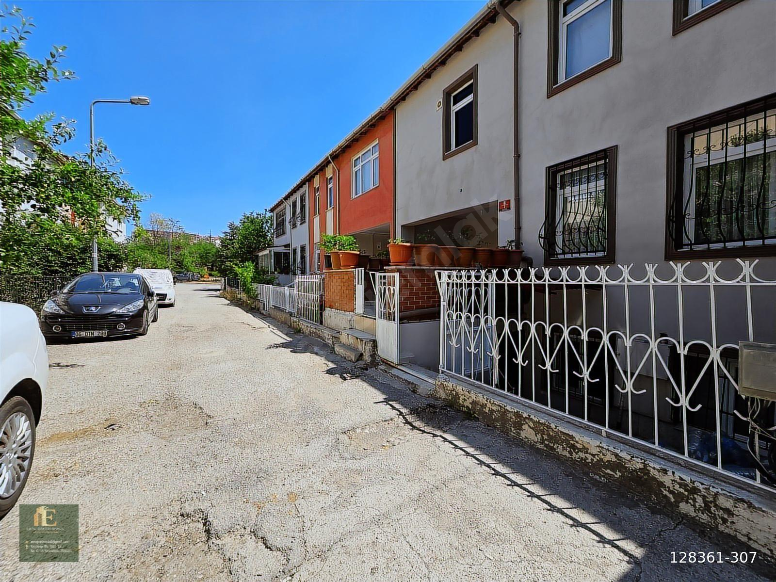 Uğur Mumcu'da Dubleks Altı Eşyalı 2+1 Kiralık Daire