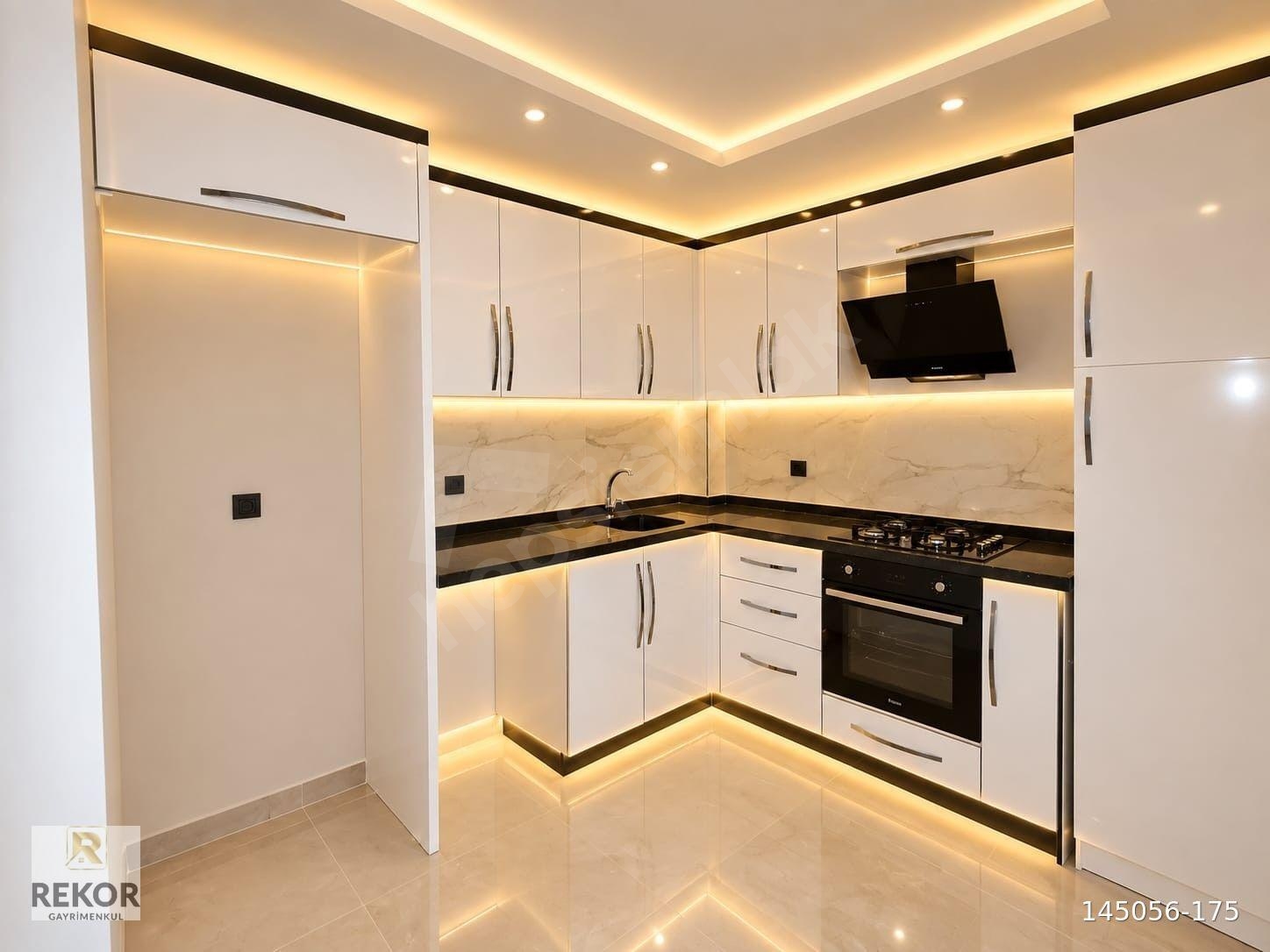 REKOR'DAN AKÇAY'DA YENİ BİNADA ULTRA LUX KAÇMAZ FIRSAT 2+1 DAİRE