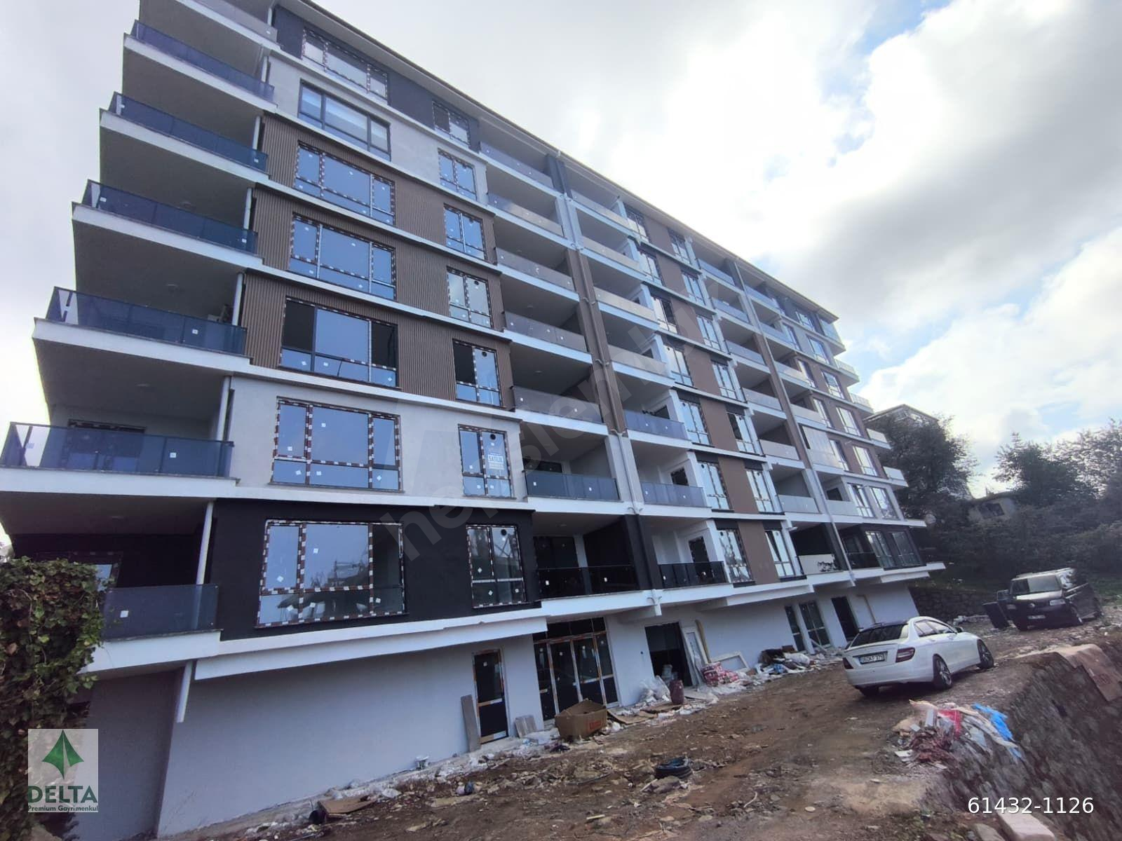 DELTA GAYRİMENKULDEN DENİZ MANZARALI SATILIK 3+1 FIRSAT DAİRE!