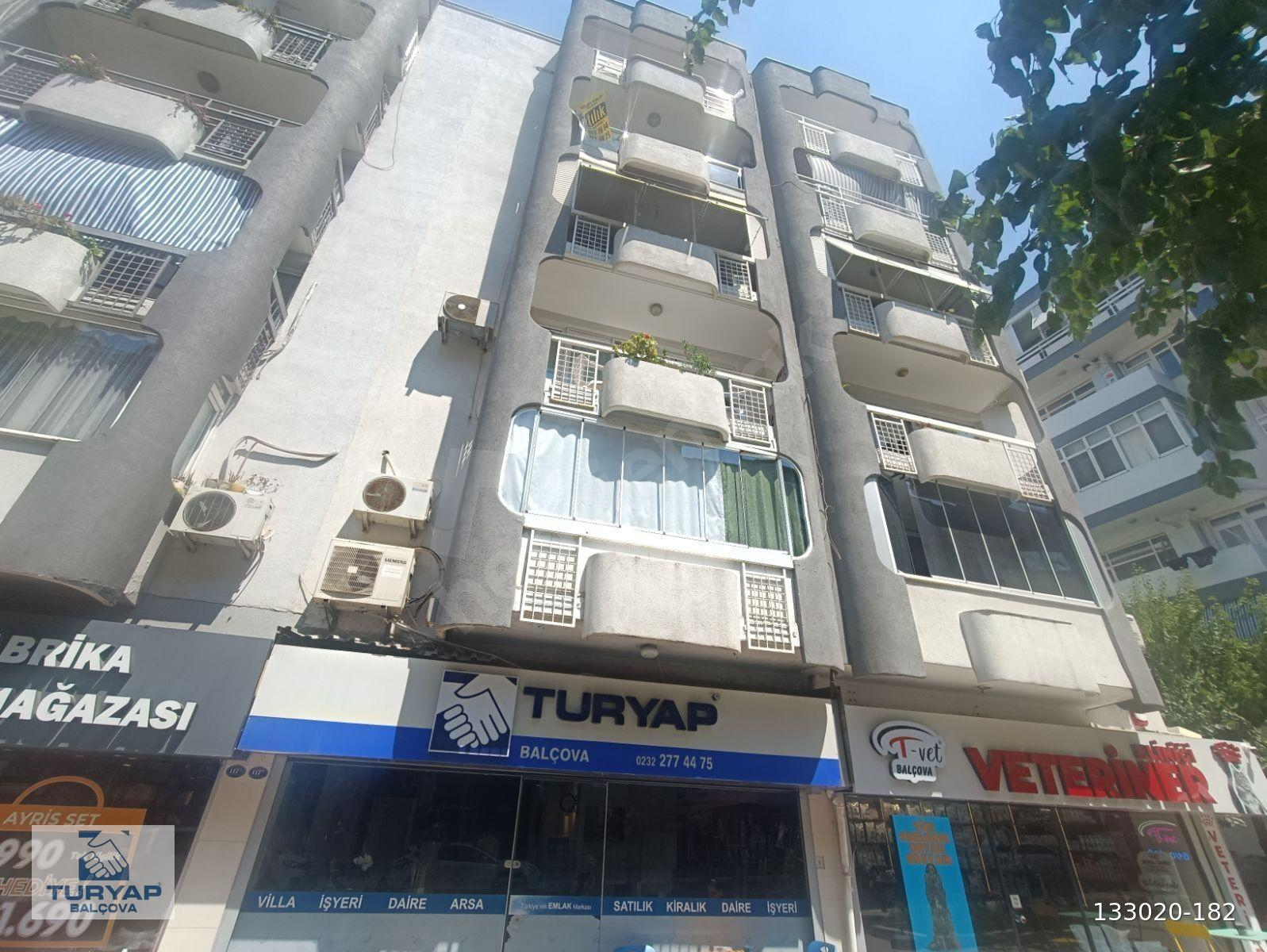 Ata Caddesi Üzeri Özel Tasarım Komple Bakımlı Eşyalı Asansörlü