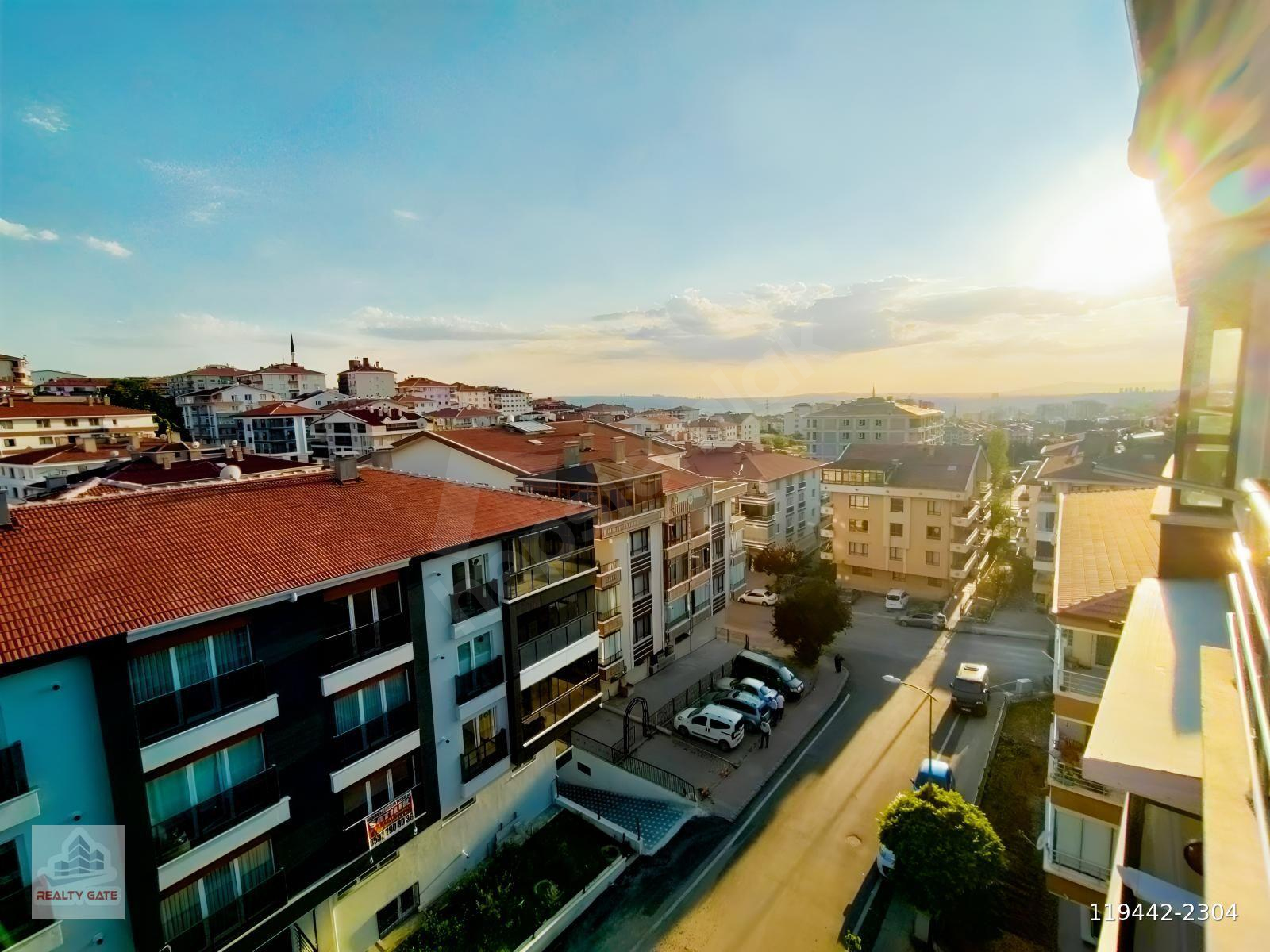 ÇİFT GİRİŞLİ, ASANSÖRLÜ, FULL YAPILI 6+1 SATILIK DUBLEKS DAİRE