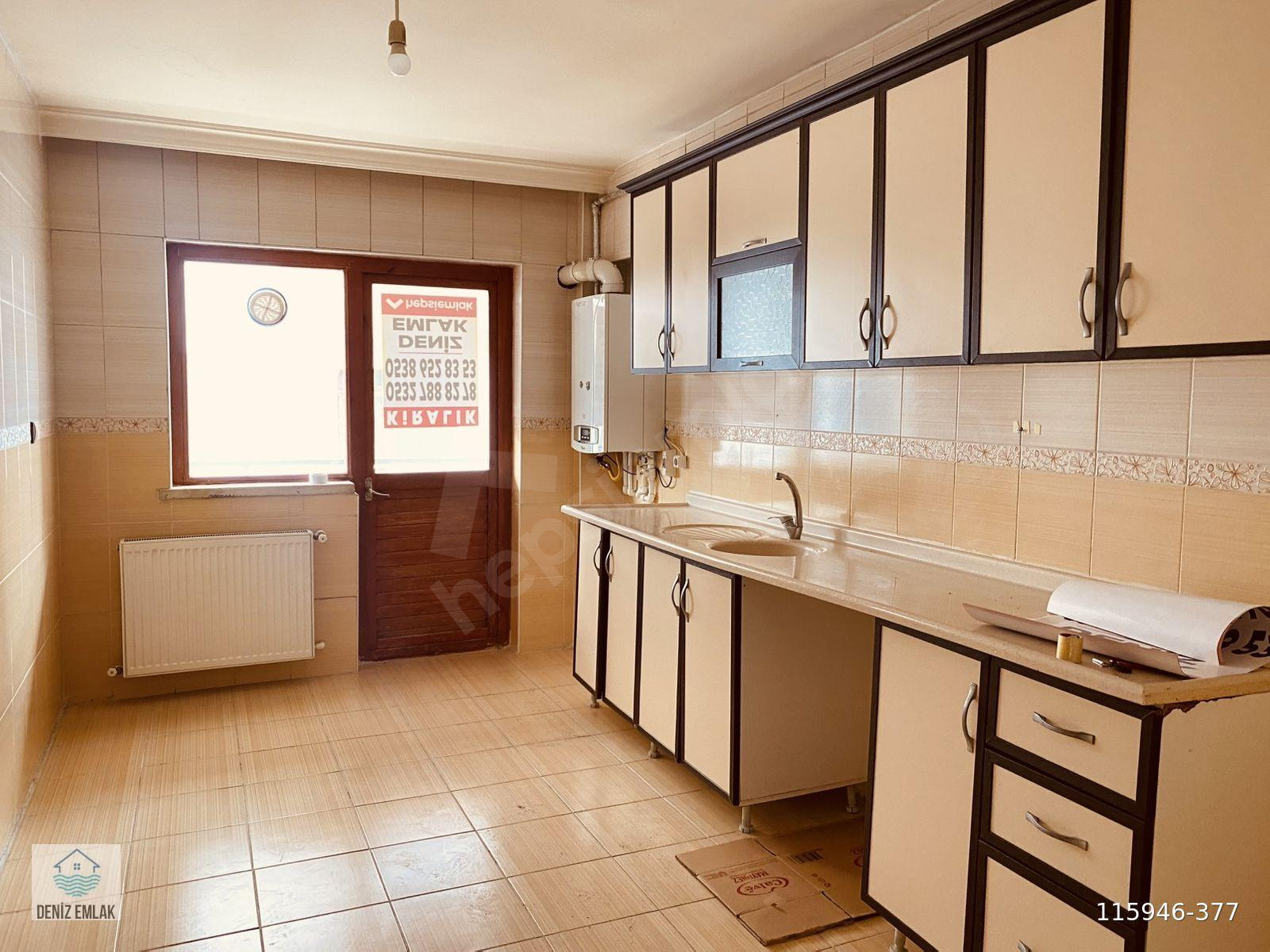 TUZLUÇAYIR SÜLEYMAN NAZİF OKULU YAKINI KİRALIK 3+1 DAİRE