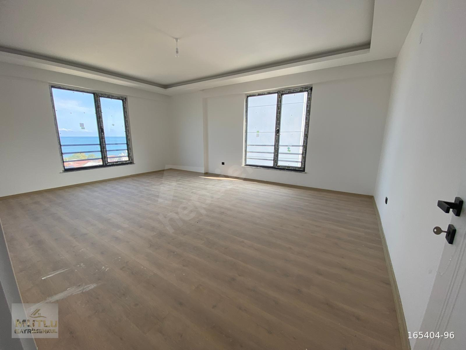 DOLUNAYDA SATILIK 4+1 DAİRE