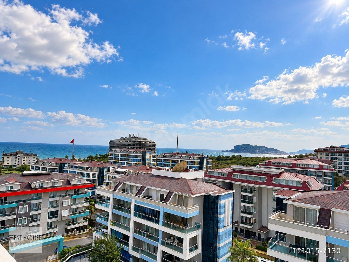 ALANYA KESTELDE KALE VE DENİZ MANZARALI SATILIK 2+1 LÜKS PENTHOUSE