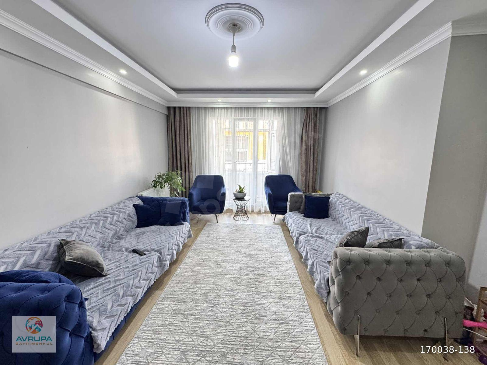 ÇORLU KEMALETTIN MH DE SATILIK 2+1 8 YILLIK DAİRE