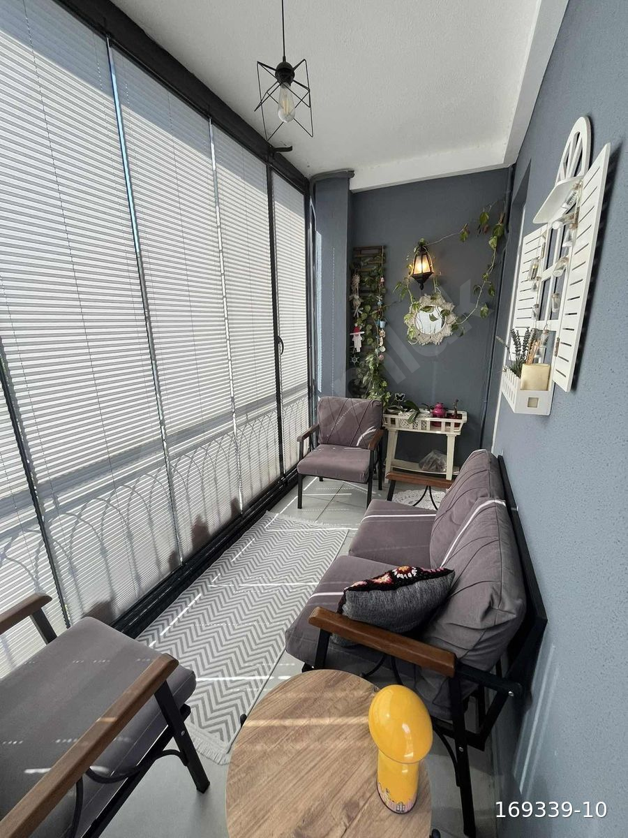 Serik Merkez'de Havuzlu Sitede 3+1 Doğalgazlı Satılık Daire