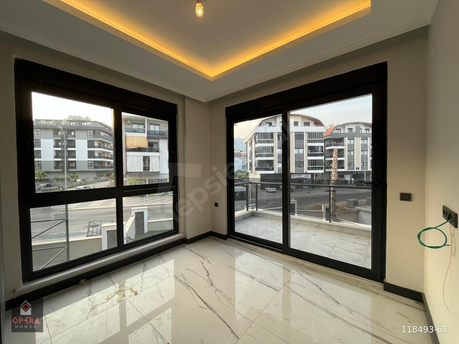 OBA IKY RIVER PANORAMA SİTESİNDE SATILIK 1+1 DAİRE