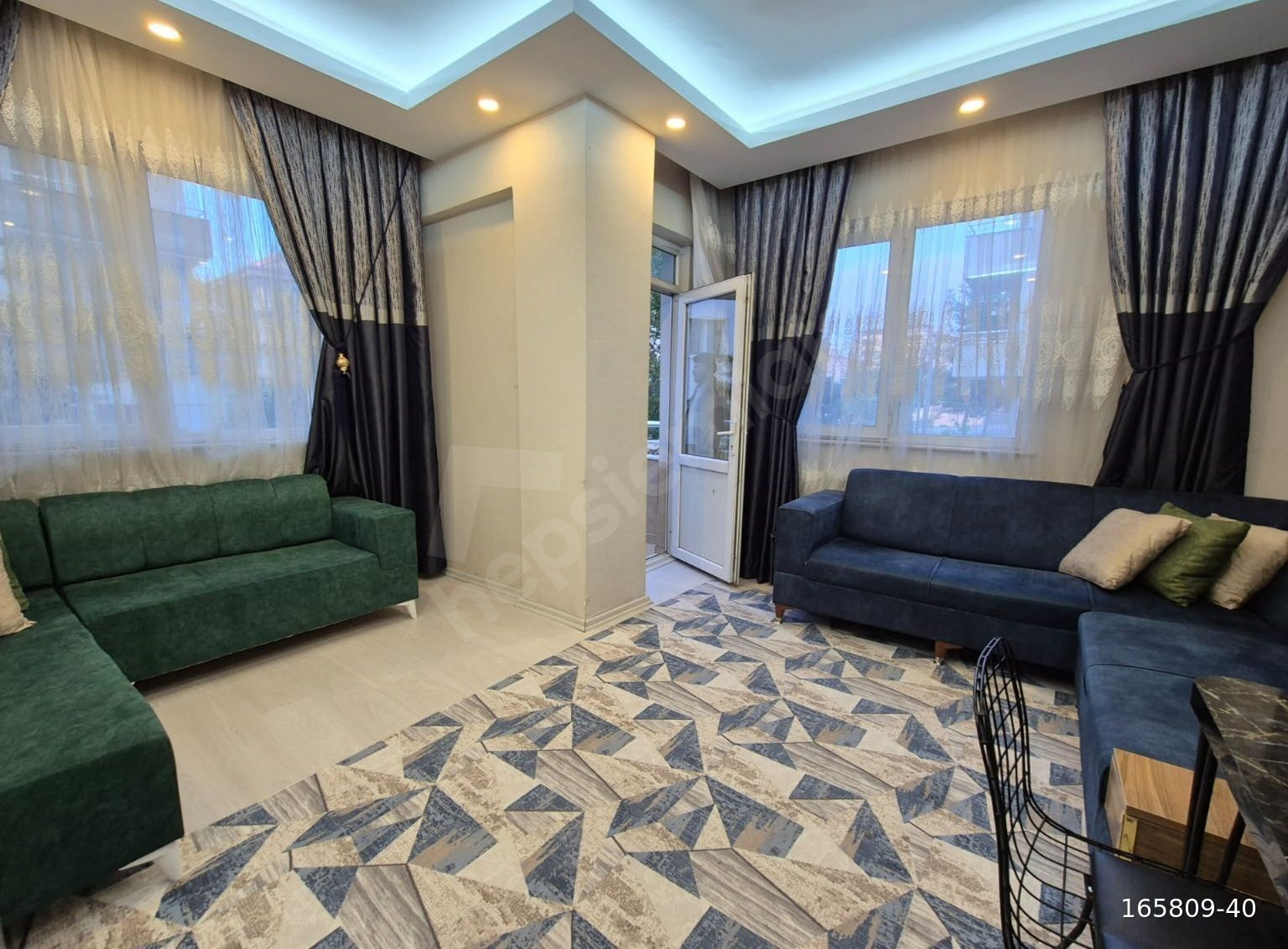 MERKEZİ KONUMDA MODERN TASARIMLI FERAH 2+0 OTURUMA HAZIR