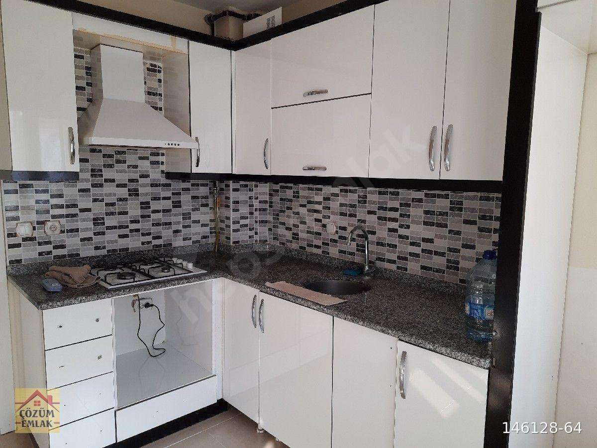 ÇÖZÜM EMLAK'TAN BURDUR MERKEZ EMEK MAHALLESİNDE 2+1 KİRALIK DAİRE