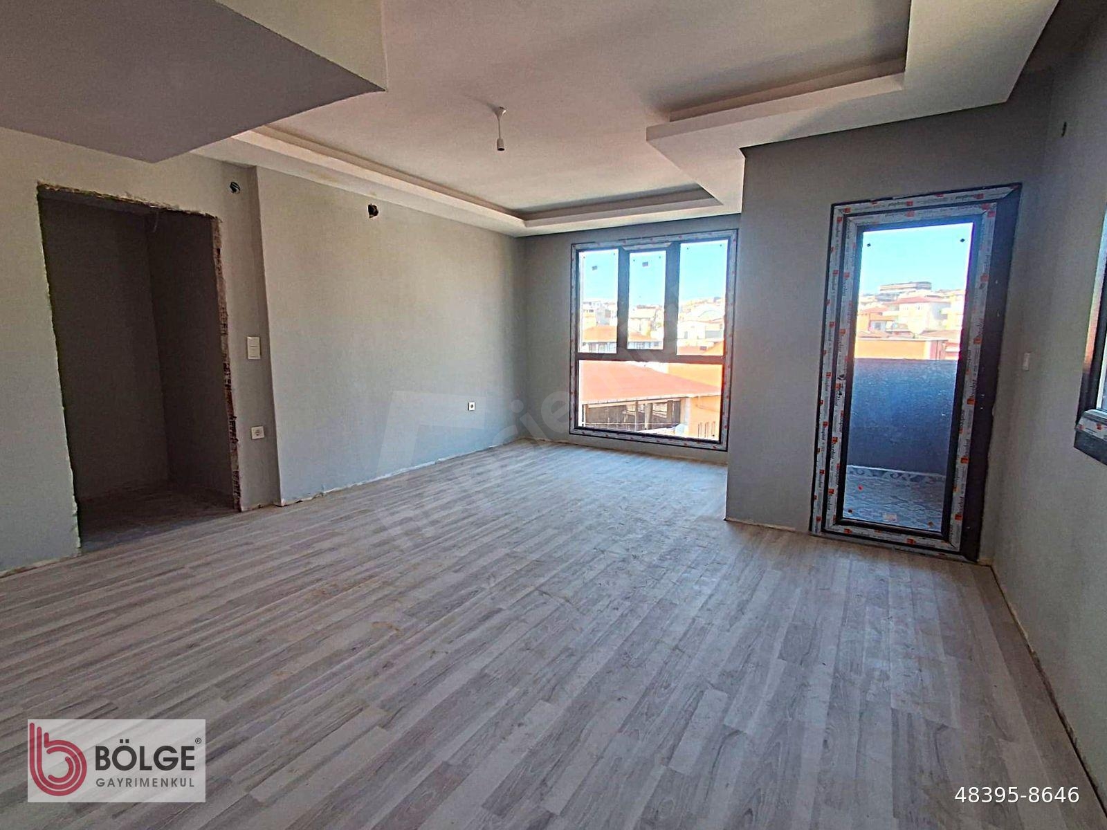 GEBZE MUSTAFAPAŞA MAHALLESİNE CEPHE 3+1 GENİŞ ÇATI DUBLEKS