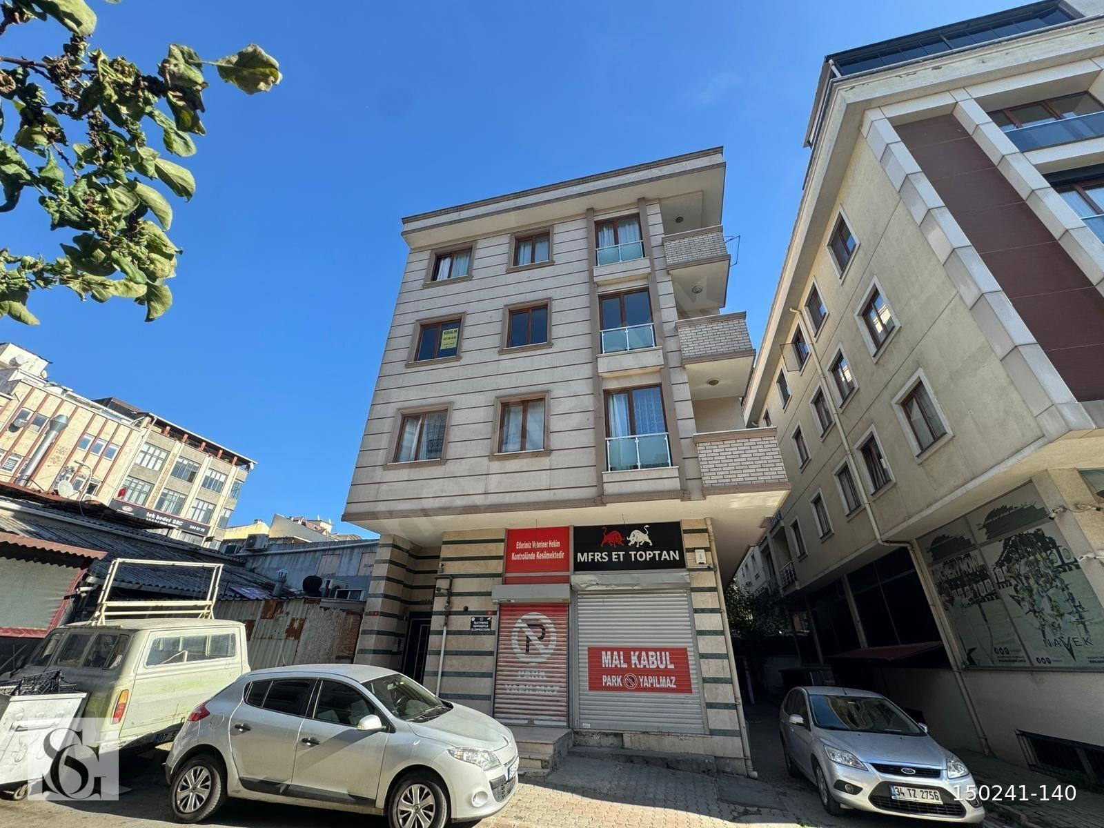 ÖRNEK'TE E-5'E, METROYA, LİBADİYE CADDESİNE YÜRÜME MESAFESİNDE