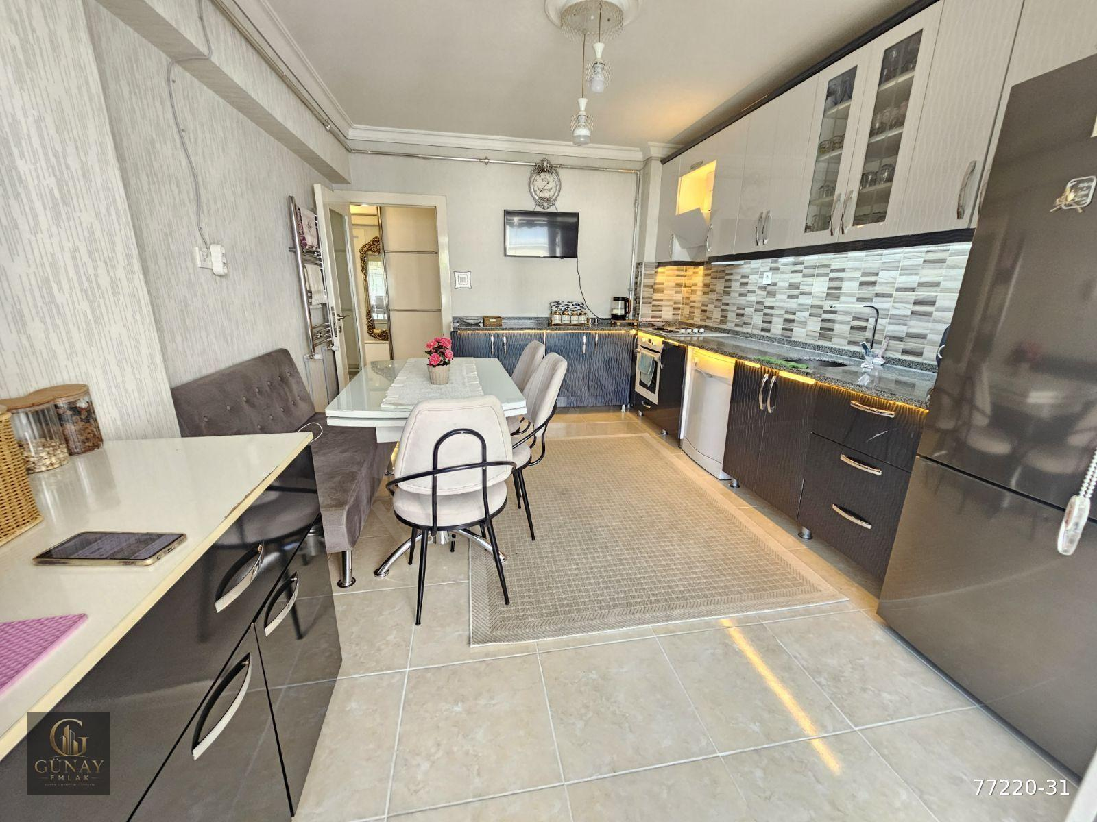 GÜNAY'dan CADDE ÜZERİ FUUL YAPILI G.D CEPHELİ 3+1 MASRAFSIZ