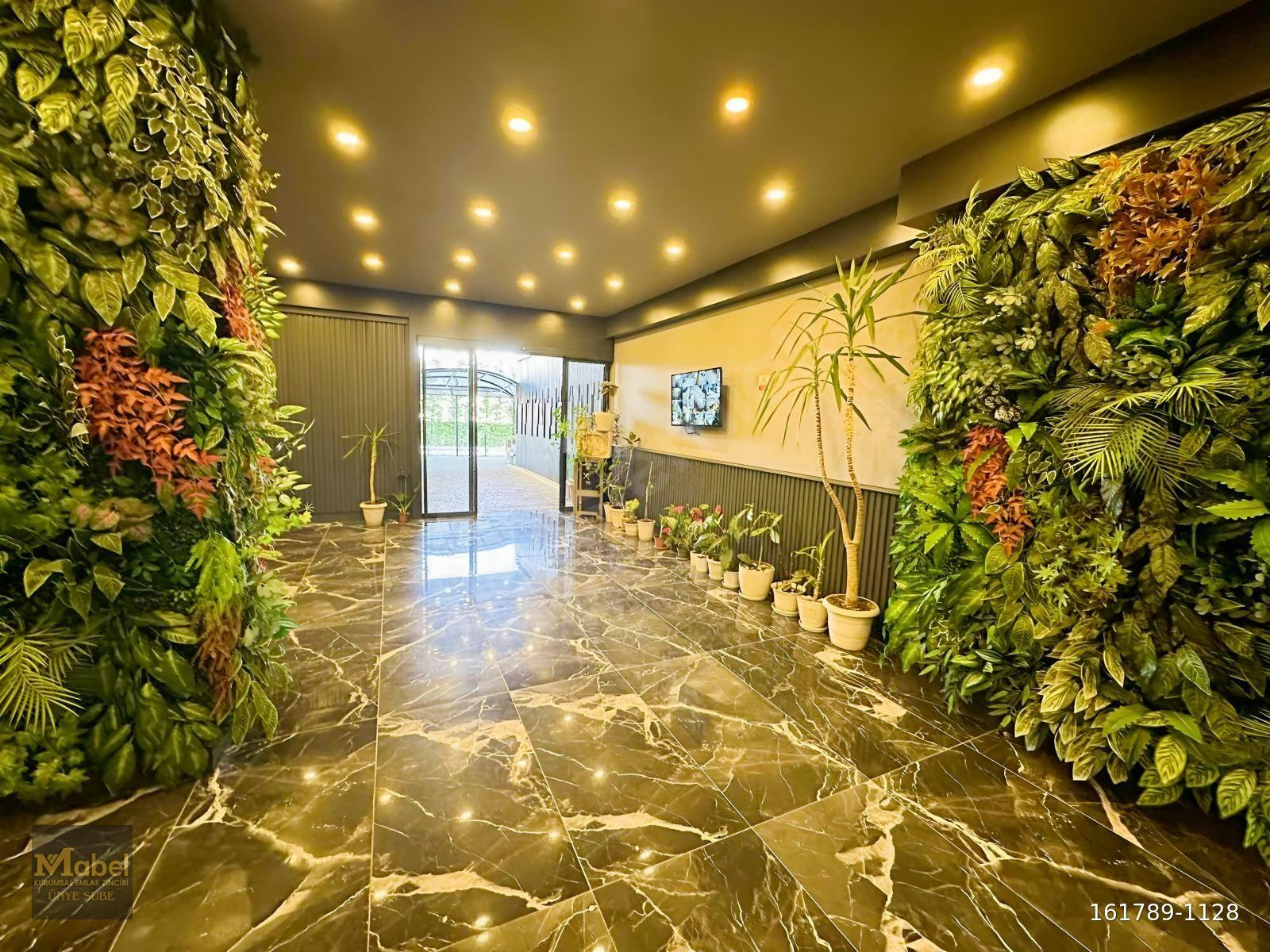 MABELDEN ÇAKIR TOWERDE FUL EŞYALI HAVUZ MANZARALI KİRALIK DAİRE