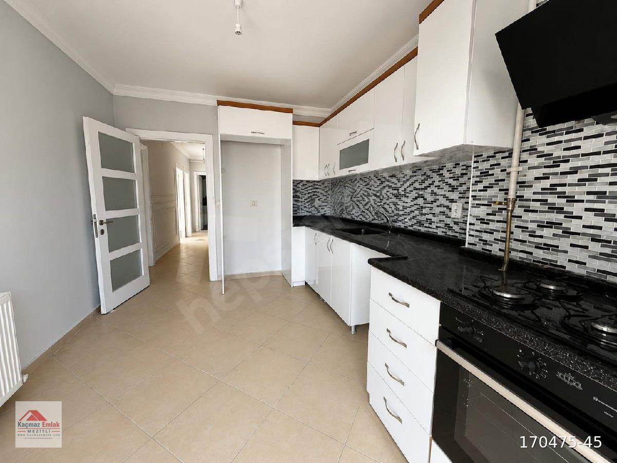 MEZİTLİ AKDENİZ MAH DE 3+1 ARA KAT GENİŞ YATIRIMLIK SATILIK DAİRE