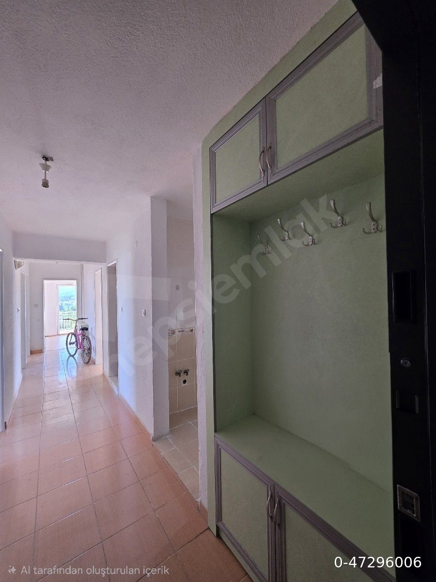 SATILIK FIRSAT DAİRE 145 MT VE MÜTHİŞ DOĞA MANZARASI