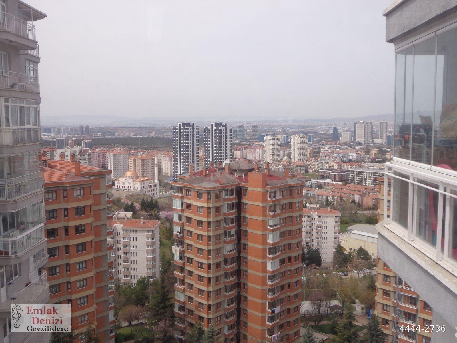 Çiğdem'de Taurus Alış Veriş Merkezi Yanında Ünay Sitesinde
