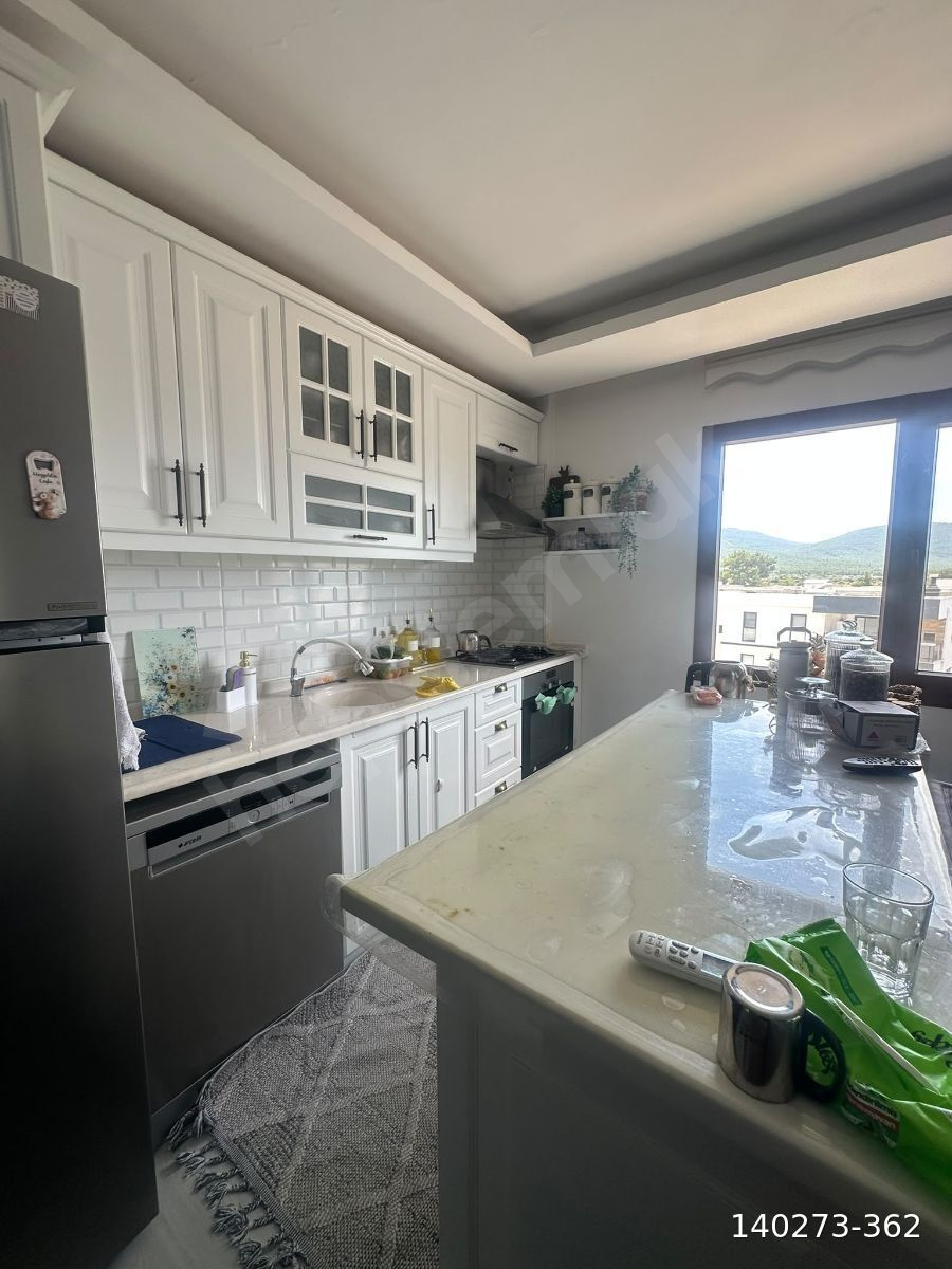 MUMCULAR PAZARYERİNDE 3+1 EBEVEYN BANYOLU SATILIK DAİRE