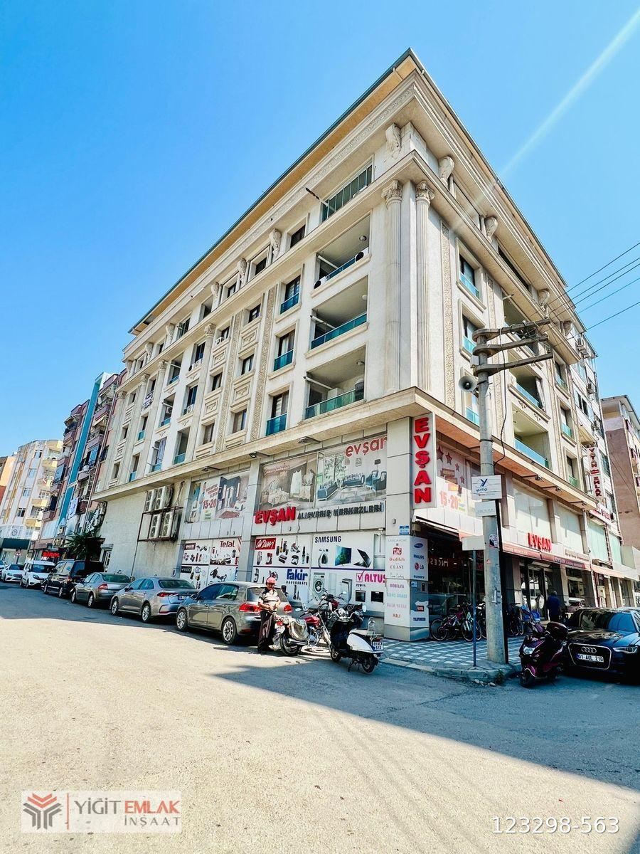 ÇARŞI MERKEZDE GÜN IŞIĞI ALAN GENİŞ VE FERAH 2.5+1 SATILIK DAİRE