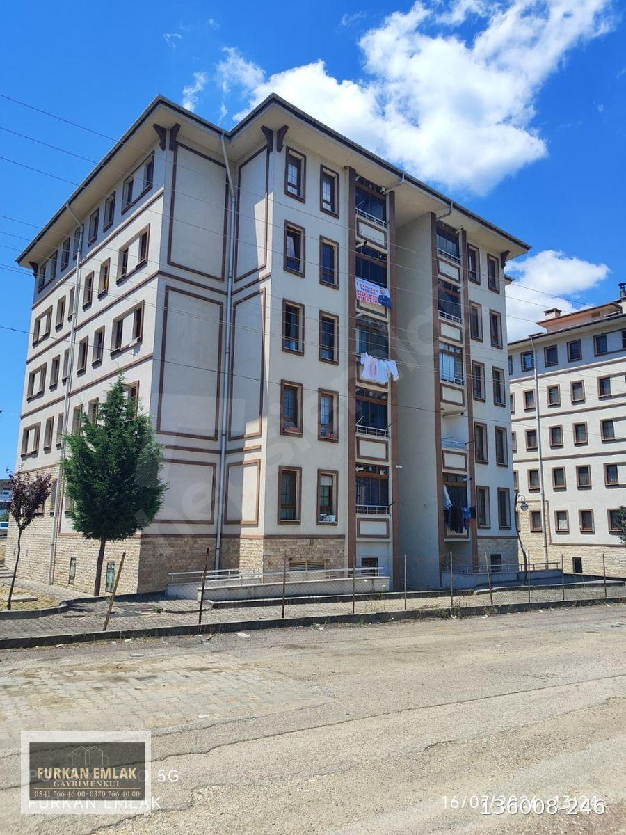Yenice 1. Kısım TOKİ'de Doğalgazlı Asansörlü 2+1 Kiralık Daire