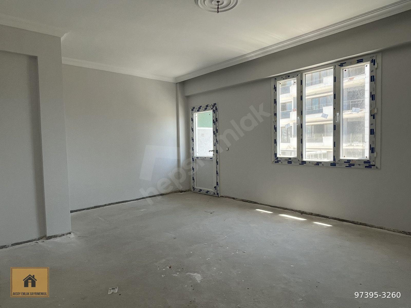 ÇEKMECE MAH SINAV KOLEJİ CİVARI SATILIK 3+1 120M2 3.KAT GÜNEY CEPHELİ YERDEN ISITMALI SIFIR ARAKAT
