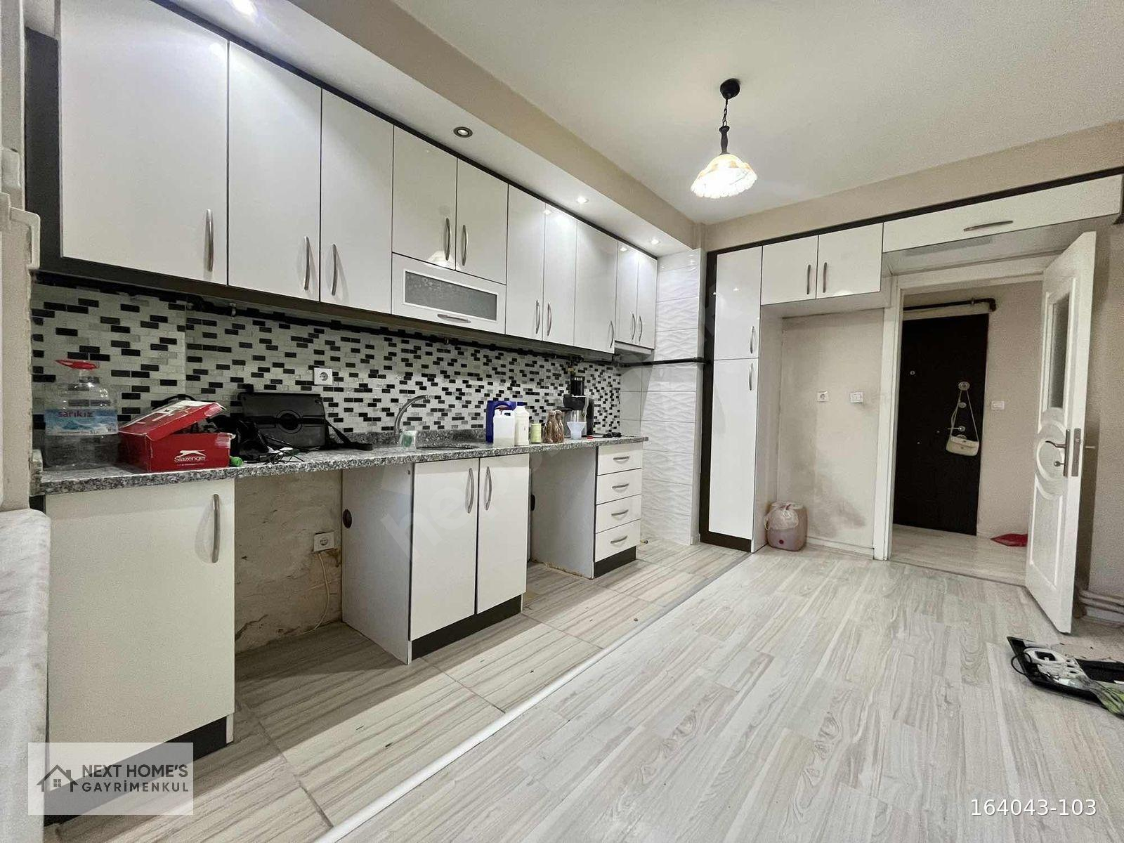 DEĞİRMENÖNÜ KAPALI PAZARYERİ YAKINI 3+1 ARAKAT FIRSAT DAİRE....