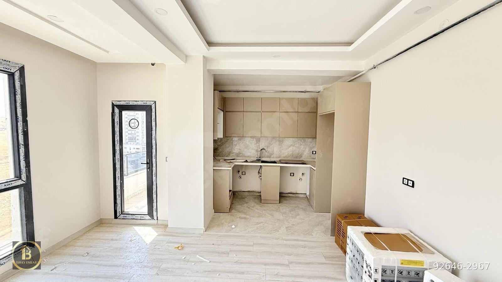 ANACADDEYE SIFIR ÖN CEPHE KİRALIK 1+1 LÜKS DAİRE İSBAY EMLAK'TA