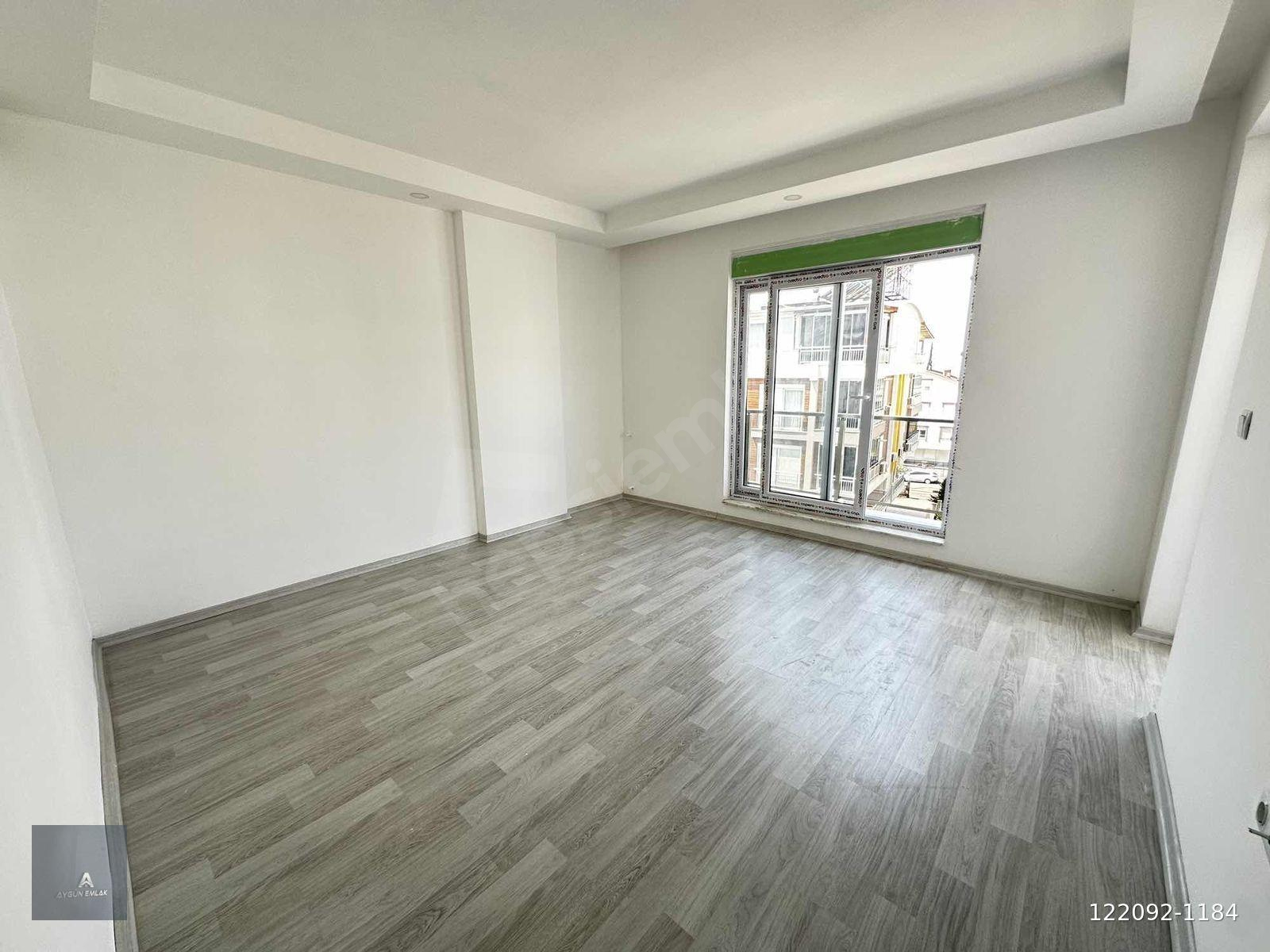 Erenköy Mh Kiralık Cadde Üstü 2+1 Asansörlü