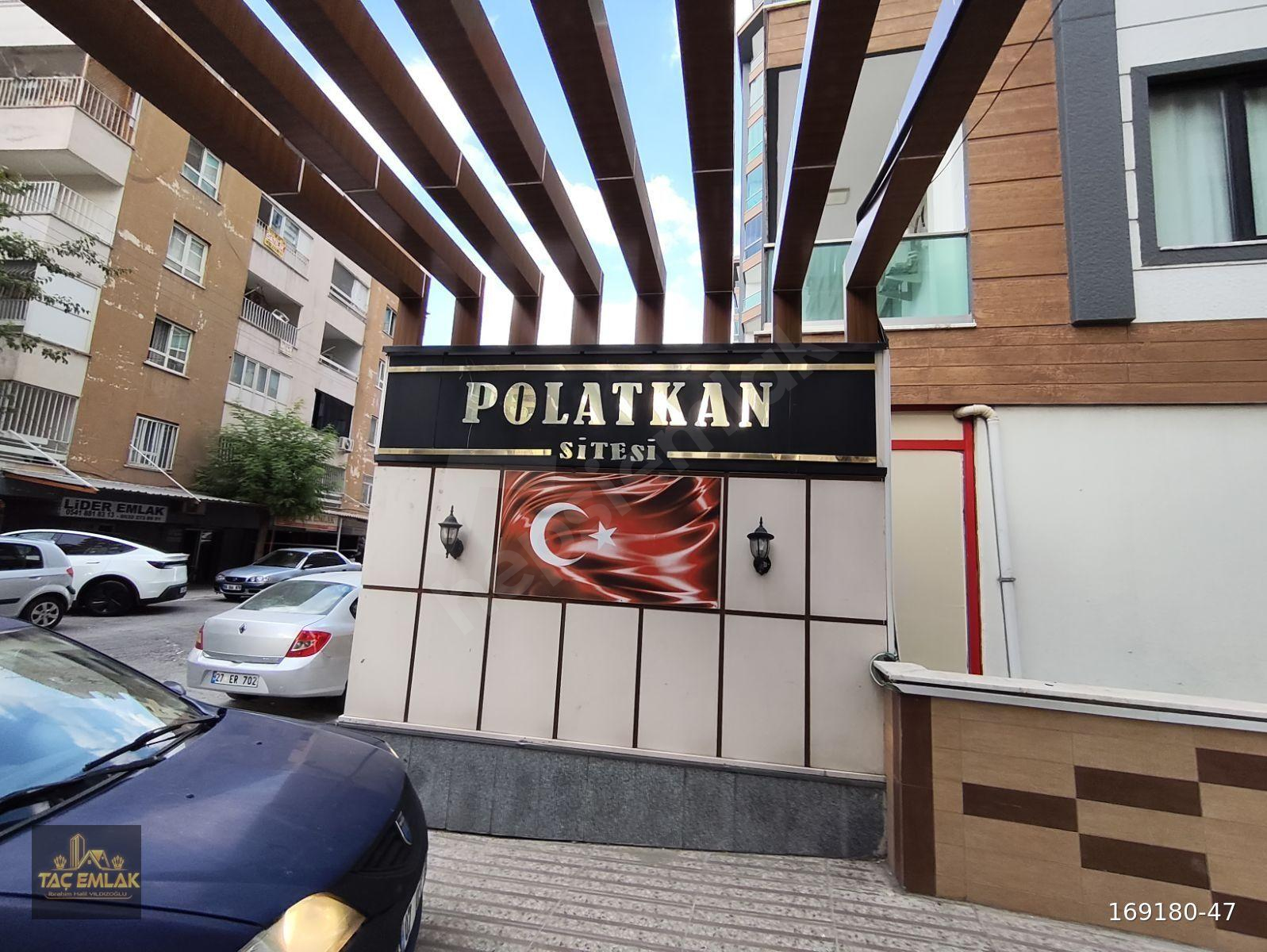 URFA MERKEZDE SİTEDE 3 ODALI KİRALIK DAİRE
